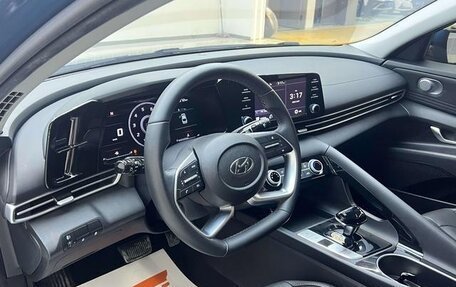 Hyundai Elantra, 2022 год, 1 047 000 рублей, 9 фотография