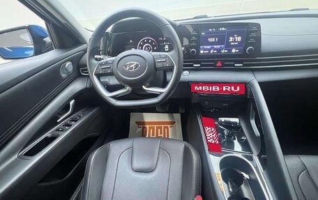 Hyundai Elantra, 2022 год, 1 047 000 рублей, 8 фотография