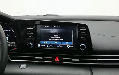 Hyundai Elantra, 2022 год, 1 090 000 рублей, 11 фотография