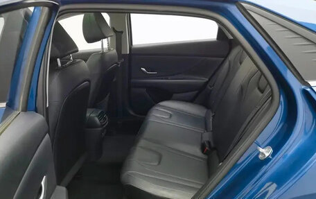 Hyundai Elantra, 2022 год, 1 090 000 рублей, 16 фотография
