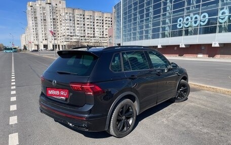 Volkswagen Tiguan II, 2021 год, 3 700 000 рублей, 4 фотография