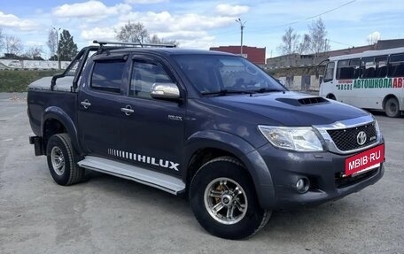 Toyota Hilux VII, 2014 год, 2 400 000 рублей, 4 фотография