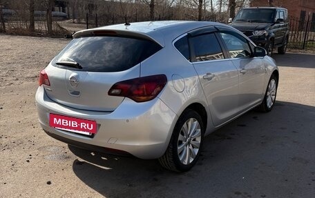 Opel Astra J, 2012 год, 950 000 рублей, 3 фотография