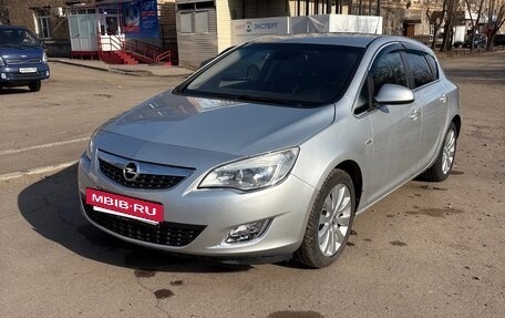 Opel Astra J, 2012 год, 950 000 рублей, 2 фотография