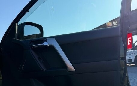 Toyota Land Cruiser Prado 150 рестайлинг 2, 2014 год, 4 500 000 рублей, 18 фотография