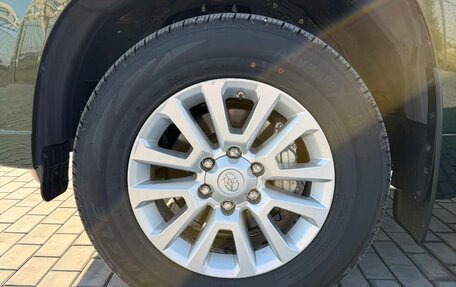 Toyota Land Cruiser Prado 150 рестайлинг 2, 2014 год, 4 500 000 рублей, 30 фотография