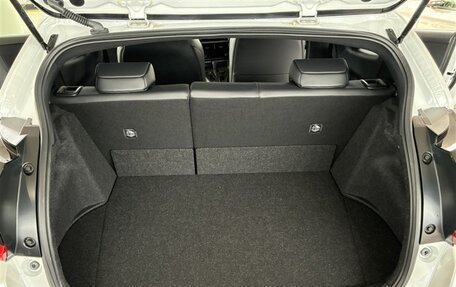 Toyota Yaris, 2025 год, 5 000 000 рублей, 23 фотография