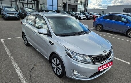KIA Rio III рестайлинг, 2013 год, 979 000 рублей, 4 фотография