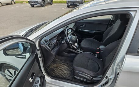 KIA Rio III рестайлинг, 2013 год, 979 000 рублей, 11 фотография