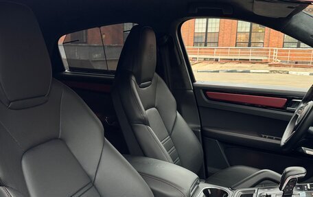 Porsche Cayenne III, 2022 год, 23 000 000 рублей, 15 фотография