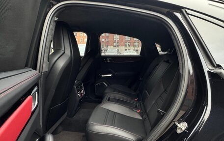Porsche Cayenne III, 2022 год, 23 000 000 рублей, 24 фотография