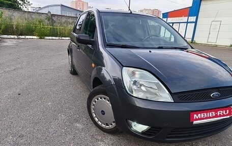 Ford Fiesta, 2005 год, 420 000 рублей, 3 фотография