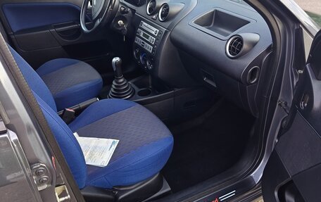 Ford Fiesta, 2005 год, 420 000 рублей, 13 фотография