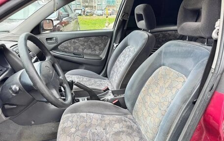 Toyota Avensis III рестайлинг, 1998 год, 185 000 рублей, 9 фотография