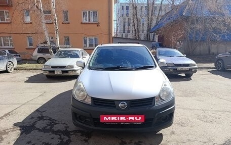 Nissan AD III, 2016 год, 800 000 рублей, 2 фотография