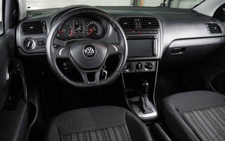 Volkswagen Polo VI (EU Market), 2019 год, 1 279 000 рублей, 6 фотография