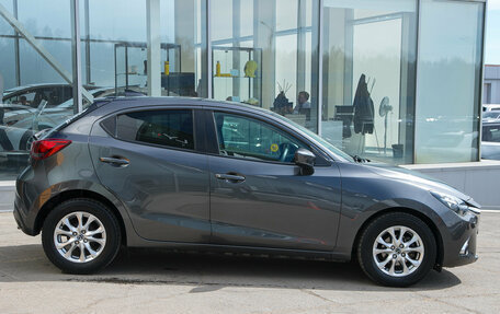 Mazda Demio IV, 2018 год, 878 000 рублей, 7 фотография