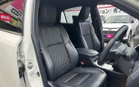 Toyota Harrier, 2020 год, 2 630 000 рублей, 17 фотография