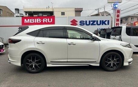 Toyota Harrier, 2020 год, 2 630 000 рублей, 8 фотография