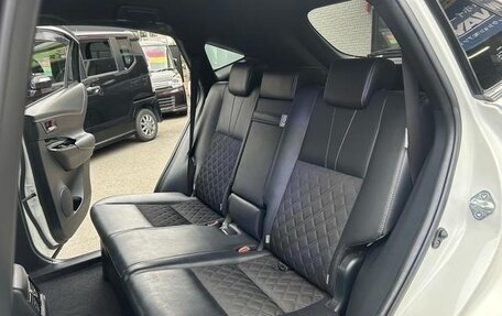 Toyota Harrier, 2020 год, 2 630 000 рублей, 24 фотография