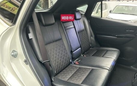 Toyota Harrier, 2020 год, 2 630 000 рублей, 23 фотография