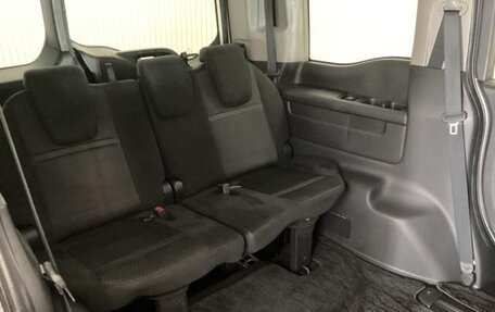 Honda Stepwgn IV, 2021 год, 2 070 000 рублей, 13 фотография