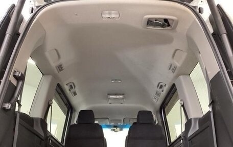 Honda Stepwgn IV, 2021 год, 2 070 000 рублей, 32 фотография