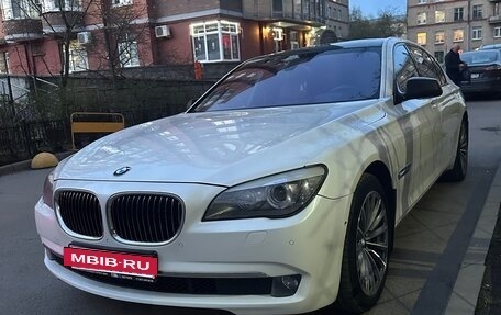 BMW 7 серия, 2011 год, 1 350 000 рублей, 12 фотография