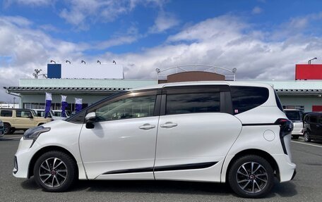 Toyota Sienta II, 2022 год, 1 126 000 рублей, 6 фотография