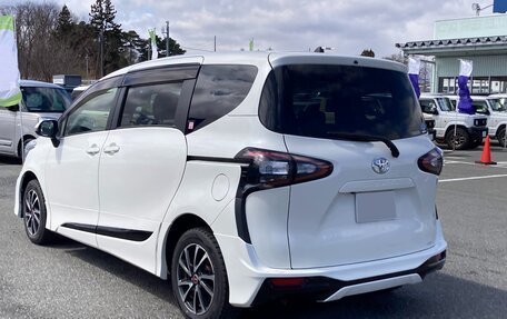 Toyota Sienta II, 2022 год, 1 126 000 рублей, 5 фотография