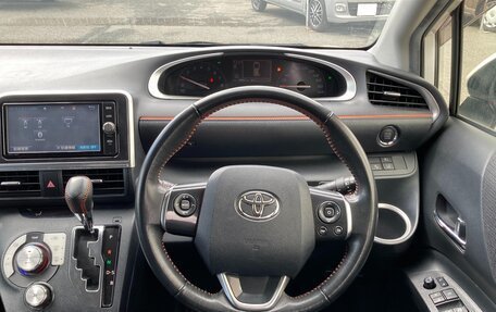 Toyota Sienta II, 2022 год, 1 126 000 рублей, 10 фотография