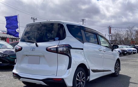 Toyota Sienta II, 2022 год, 1 126 000 рублей, 8 фотография