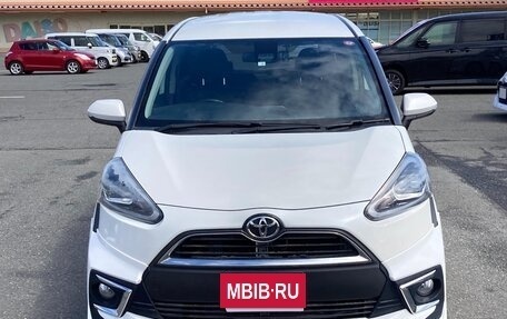 Toyota Sienta II, 2022 год, 1 126 000 рублей, 3 фотография