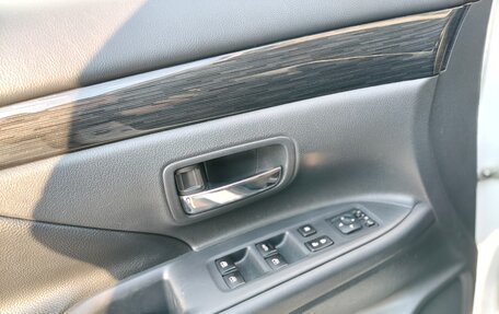 Mitsubishi Outlander III рестайлинг 3, 2017 год, 2 140 000 рублей, 11 фотография