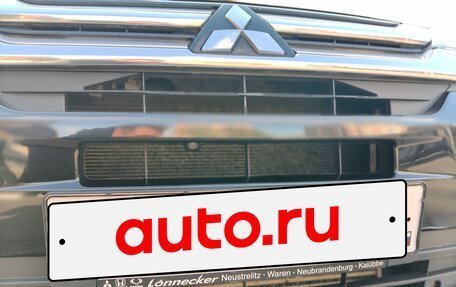 Mitsubishi Outlander III рестайлинг 3, 2017 год, 2 140 000 рублей, 22 фотография