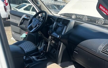 Toyota Land Cruiser Prado 150 рестайлинг 2, 2013 год, 2 908 400 рублей, 5 фотография