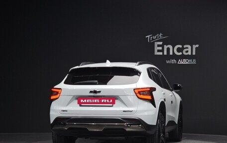 Chevrolet Trax, 2023 год, 1 584 000 рублей, 4 фотография