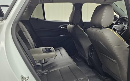 Chevrolet Trax, 2023 год, 1 584 000 рублей, 13 фотография