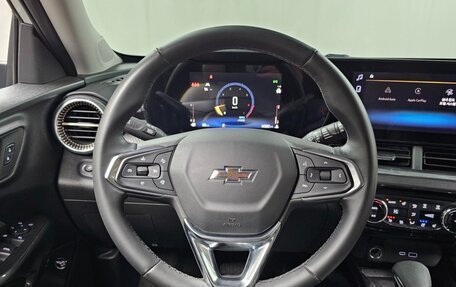 Chevrolet Trax, 2023 год, 1 584 000 рублей, 14 фотография