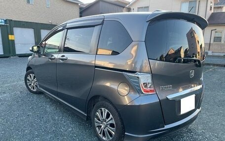 Honda Freed I, 2016 год, 881 000 рублей, 6 фотография