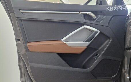 Audi Q3, 2023 год, 2 300 080 рублей, 12 фотография