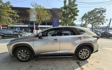 Lexus NX I, 2021 год, 2 500 000 рублей, 4 фотография