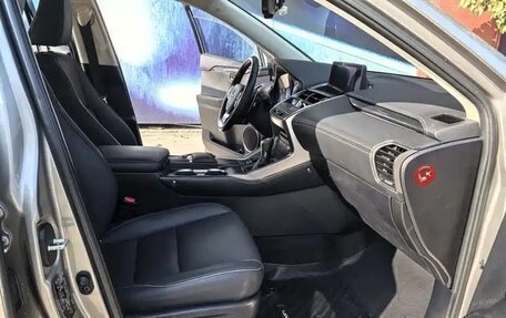 Lexus NX I, 2021 год, 2 500 000 рублей, 9 фотография