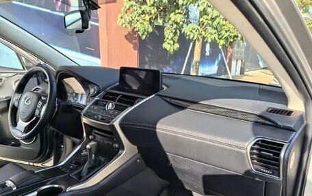 Lexus NX I, 2021 год, 2 500 000 рублей, 14 фотография