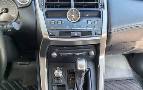Lexus NX I, 2021 год, 2 500 000 рублей, 15 фотография