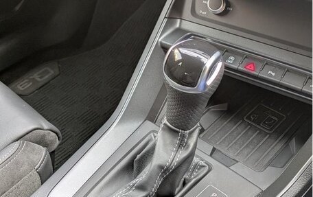 Audi Q3, 2022 год, 2 250 000 рублей, 14 фотография