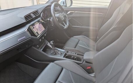 Audi Q3, 2022 год, 2 250 000 рублей, 9 фотография