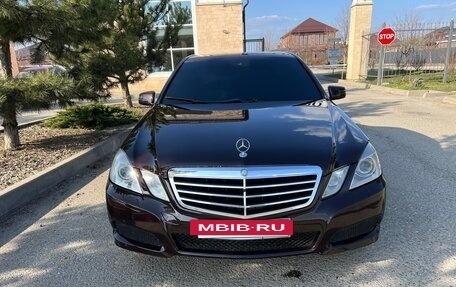 Mercedes-Benz E-Класс, 2012 год, 1 350 000 рублей, 8 фотография