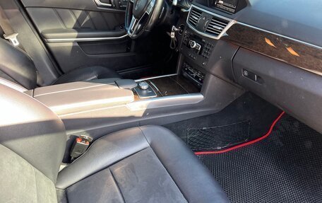 Mercedes-Benz E-Класс, 2012 год, 1 350 000 рублей, 21 фотография