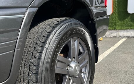Lexus LX II, 2005 год, 2 920 000 рублей, 38 фотография